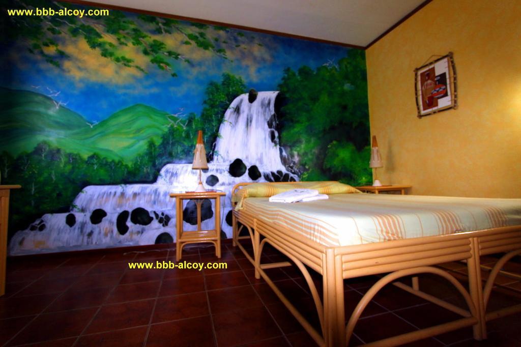 Parrot Paradise Resort Boljoon Room photo