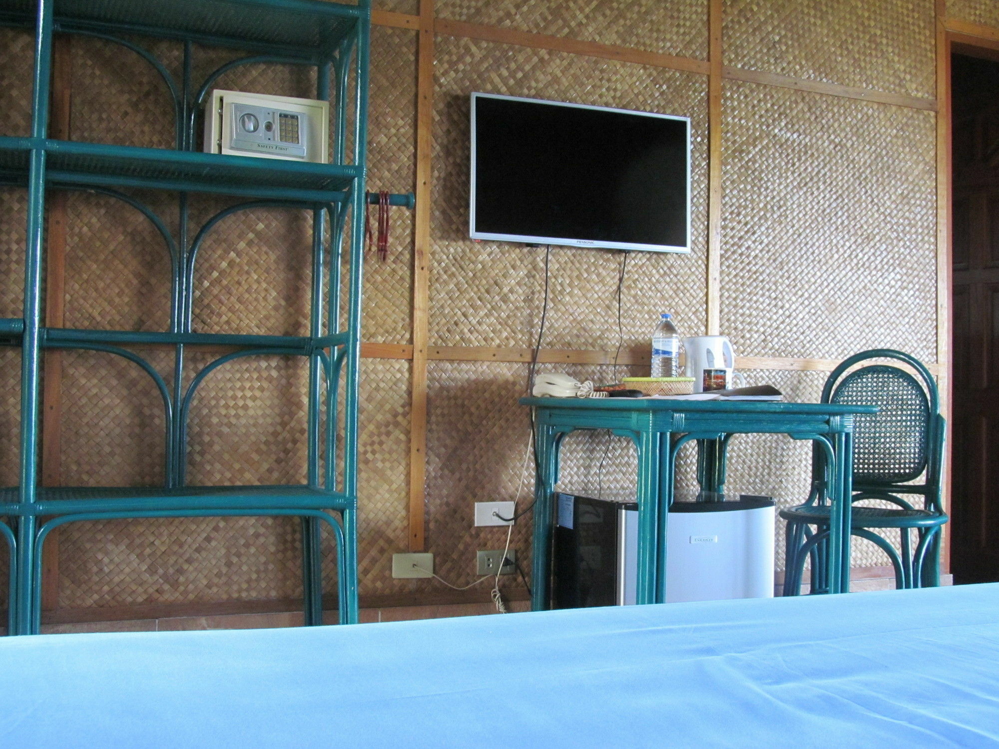 Parrot Paradise Resort Boljoon Exterior photo